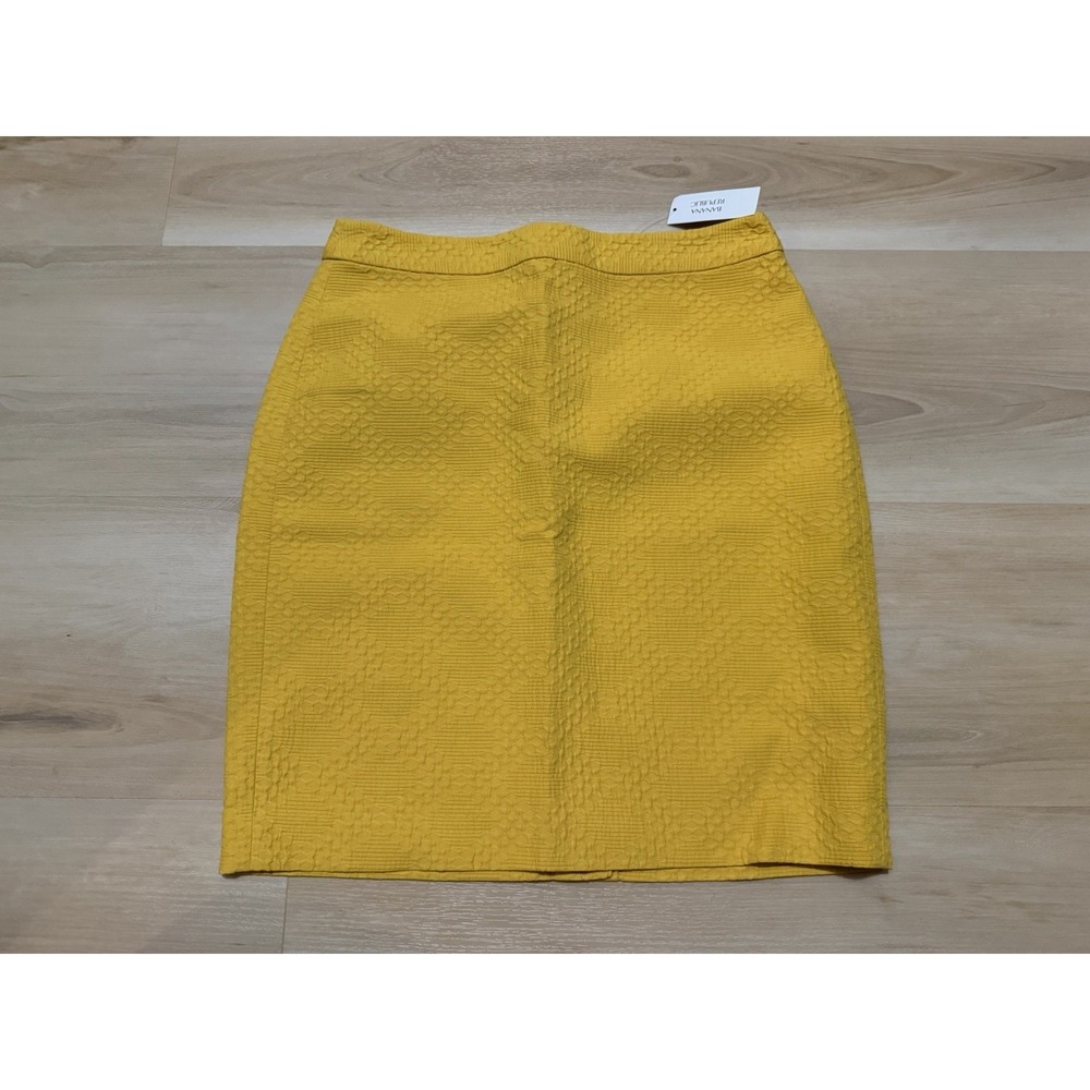 NWT Banana Republic Yellow Gold Women's Textured Pencil Skirt 6 Slit Zip Lined